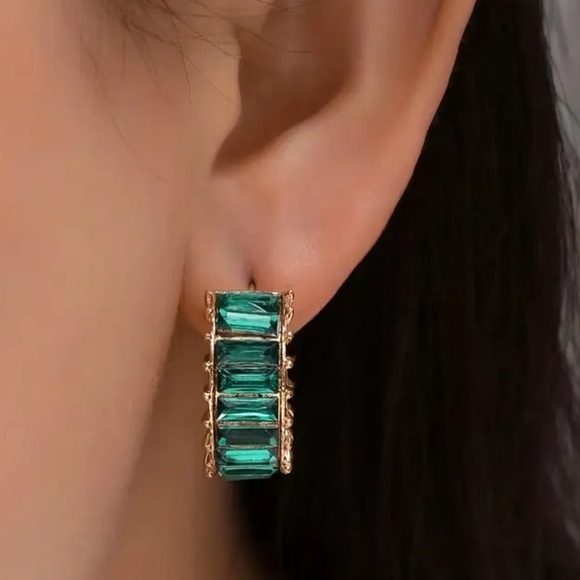 Green Emerald C Shape Hoops Stud Earrings - Picture 2 of 2